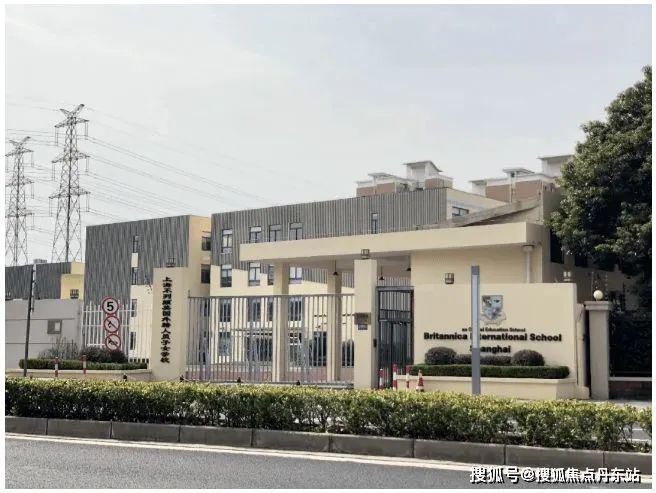 古北壹号公馆2024官方网站(古北壹号公馆楼盘评测)价格户型房天下(图9)