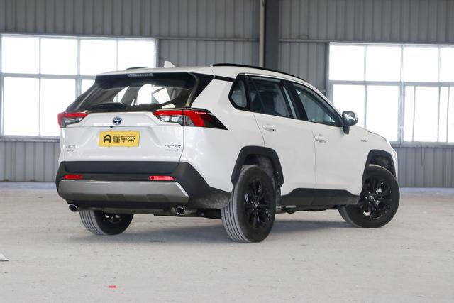 丰田RAV4荣放2024款销量火爆的背后是实打实的实力(图2)