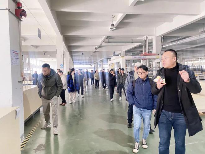 《酒店空间创新论坛·暨酒店装配式整装案例深度探厂》——众多业大佬齐聚艾格木干货满满(图5) 《酒店空间创新论坛·暨酒店装配式整装案例深度探厂》——众多业大佬齐聚艾格木干货满满(图5)